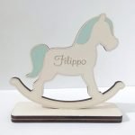 cavalluccio in legno con nome