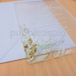 Partecipazione plexiglass satinata con dettagli oro